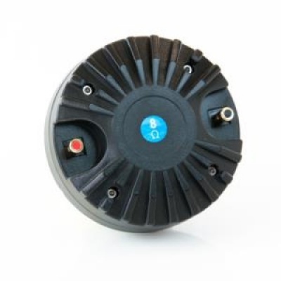 componente eletrónico redondo preto com rótulo azul 8 ohm