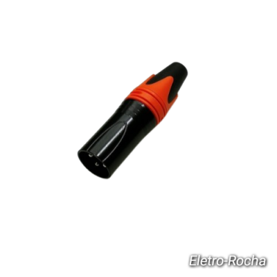 Conector elétrico macho preto e laranja sobre fundo branco