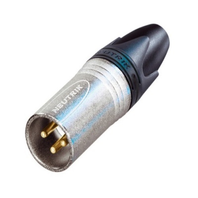 Conector XLR tipo macho metálico prateado com pinos dourados e plástico preto