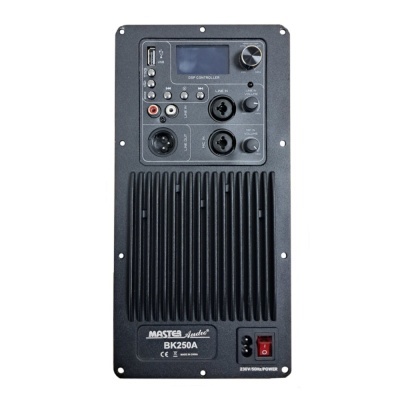 Painel traseiro de amplificador preto Masters Audio BK250A com controlos e entradas