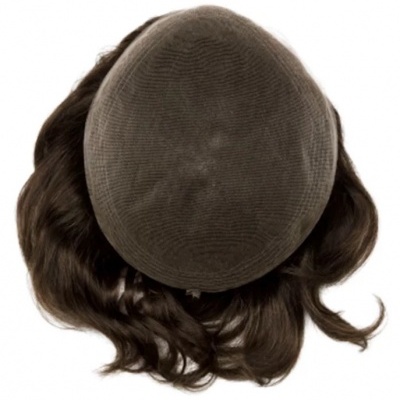 Peruca castanha escura com base em rede castanha clara vista de cima