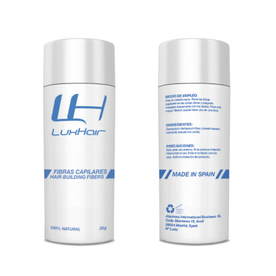 Frontal e traseira de embalagem branca de fibras capilares LuxHair com texto azul e indicação Made in Spain