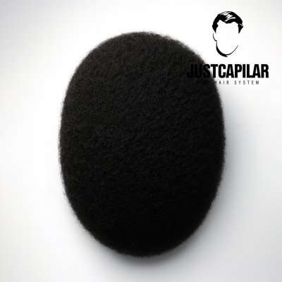 Penteado afro preto com logótipo JUSTCAPILAR HAIR SYSTEM