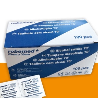 Embalagem de toalhetes com álcool 70° robemed+