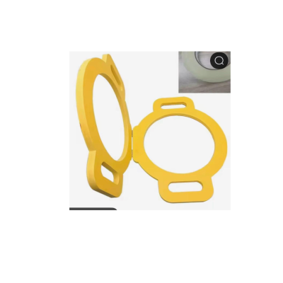 Espelho compacto amarelo aberto em fundo branco