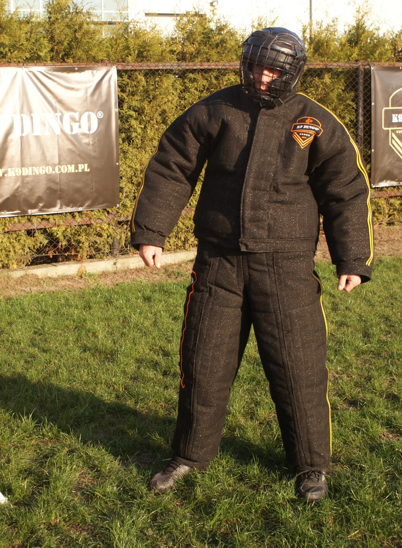 Fato de Mordida de Proteção Máxima DINGO GEAR