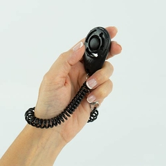 Clicker com elástico