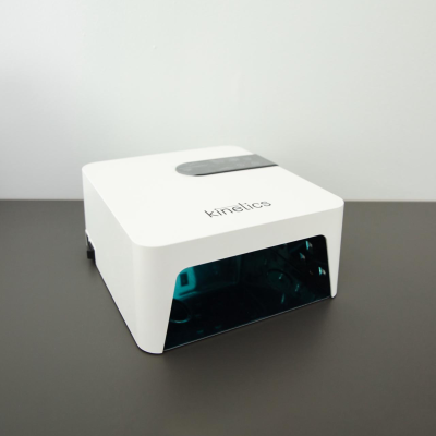 Kinetics LED Lamp White, Plug-in A2W