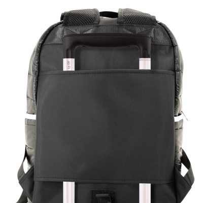 Mochila preta presa a mala de viagem preta com cabos extensíveis