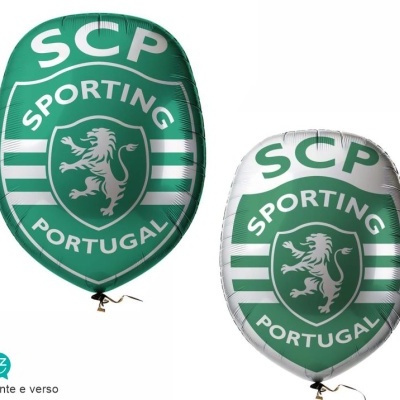 Balão mylar verde e branco com escudo do Sporting Portugal e leão central