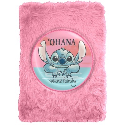 Caderno rosa felpudo com imagem de Stitch e texto OHANA means family