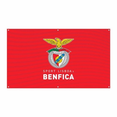 Bandeira vermelha do Sport Lisboa e Benfica com emblema e texto branco.