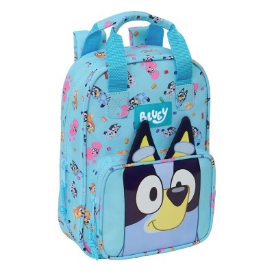 Mochila azul clara com personagens animados e bolso com rosto do Bluey