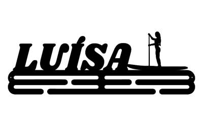 Nome LUÍSA e figura feminina num paddle board em objeto decorativo preto