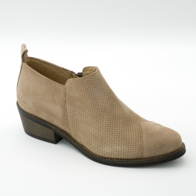 SAPATO ABOTINADO DE SENHORA REFª 24.550