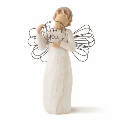 Estatueta de anjo branco com asas de arame e placa 'Thank you'.