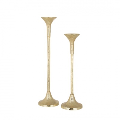 Par de castiçais dourados altos com textura