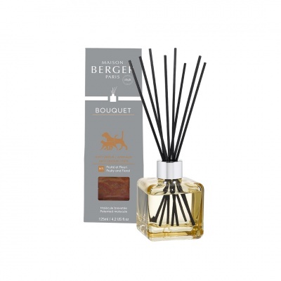 Difusor de ambiente Maison Berger Paris com varetas e embalagem cinzenta
