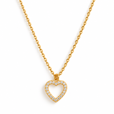 Colar dourado com pendente em forma de coração com pedras brancas