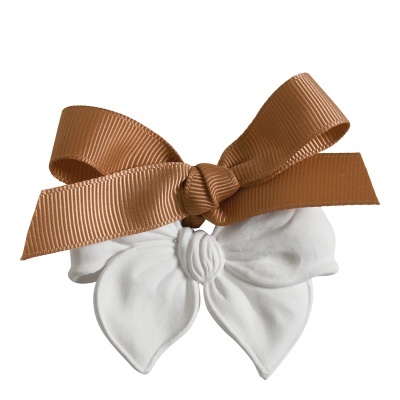 Laço decorativo castanho e branco com textura