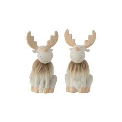 Dois elmos decorativos de alce com barbas castanhas e galhadas grandes em fundo branco