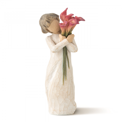 Figurine de mulher em cerâmica segurando flores cor-de-rosa