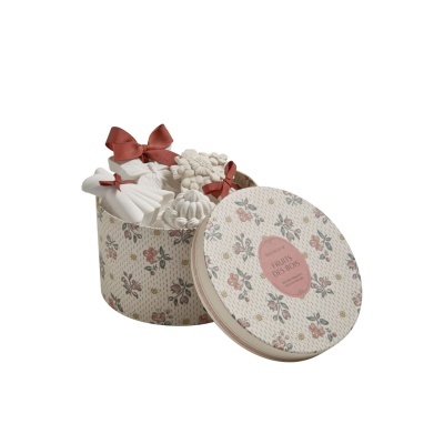 Conjunto de sabonetes decorativos com caixa floral e tampa