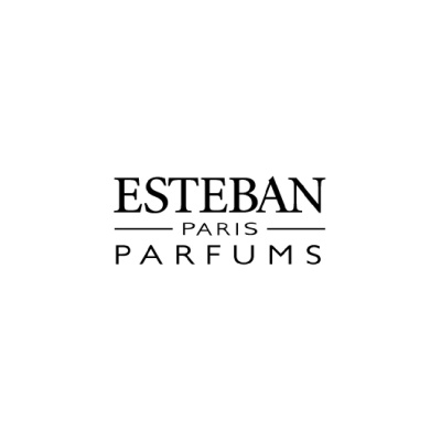 Texto ESTEBAN PARIS PARFUMS em preto num fundo branco