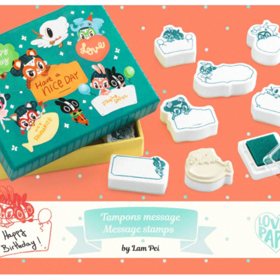 Conjunto de carimbos de mensagens com caixa decorada e almofada de tinta