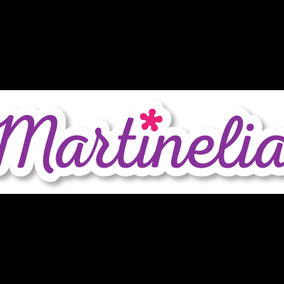 Logótipo da marca Martínelia em letras cursivas cor de rosa com asterisco