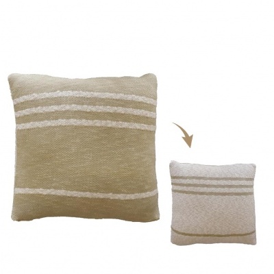 Almofada quadrada tecido com riscas horizontais tons neutros