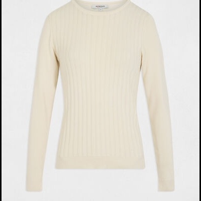 Camisola creme de malha com riscas verticais e gola redonda