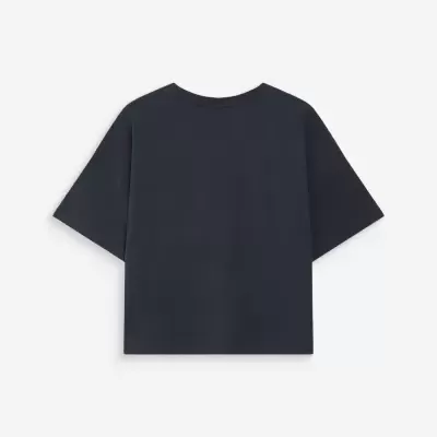 T-shirt azul escura de manga curta, vista de costas