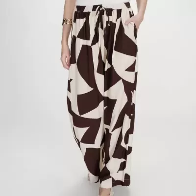 Calças largas com padrão geométrico castanho e bege