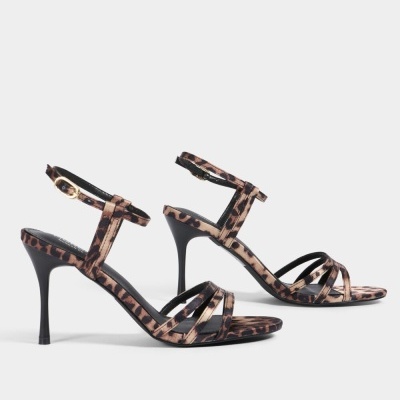 Sandálias femininas salto alto padrão animal print castanho e preto com fivela dourada