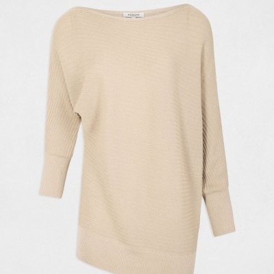 Camisola bege de malha com manga comprida e corte assimétrico