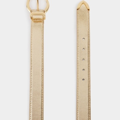 Cinto dourado com fivela redonda dourada