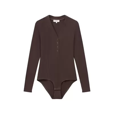 Body feminino castanho canelado com decote em V e botões