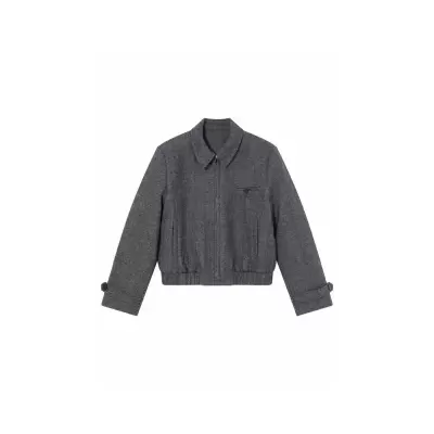 Casaco cinzento escuro com fecho de correr e cola clássica