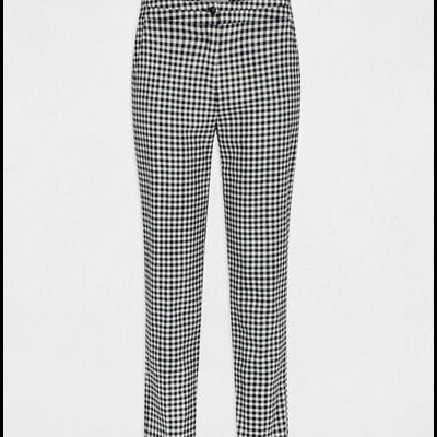 Calças xadrez preto e branco, corte justo