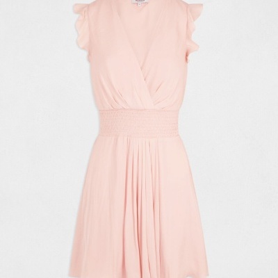 Vestido feminino rosa claro sem mangas com decote em V
