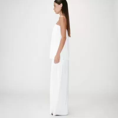 Vestido comprido branco texturizado sem mangas