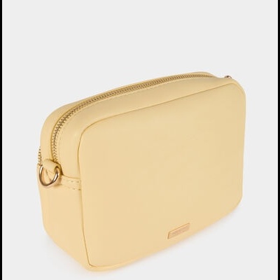 Bolsa pequena retangular amarelo claro com fecho de correr dourado