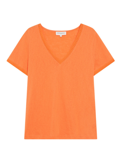 T-shirt feminina laranja com renda e decote em V