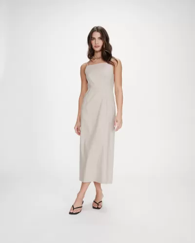 Vestido comprido bege claro com alças finas