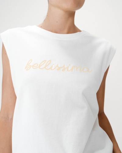 T-shirt branca sem mangas com bordado bellissima no peito