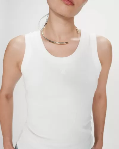Top feminino branco de malha canelada sem mangas com decote redondo