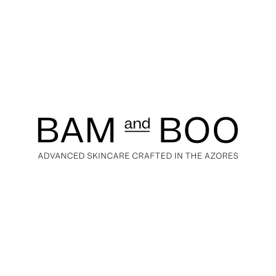 Texto BAM and BOO e ADVANCED SKINCARE CRAFTED IN THE AZORES em fundo branco