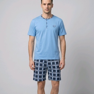 Conjunto pijama masculino azul com calções xadrez