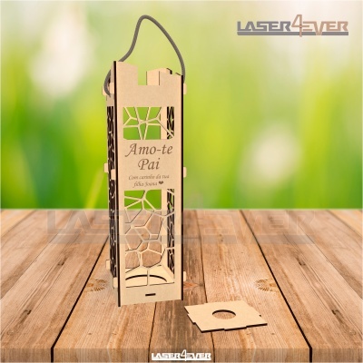 Caixa decorativa de madeira para garrafa com texto Amo-te Pai e padrão geométrico